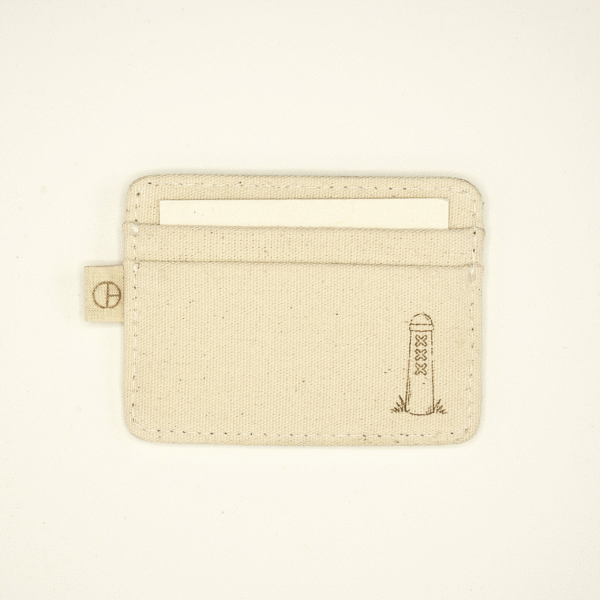 Handmade cardholder – Amsterdammertje Edition by CARDHEIR – front view with engraved city post icon