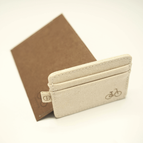 Standing cardholder – Omafiets Edition by CARDHEIR – handmade canvas wallet with engraved bicycle icon and kraft envelope – Amsterdam