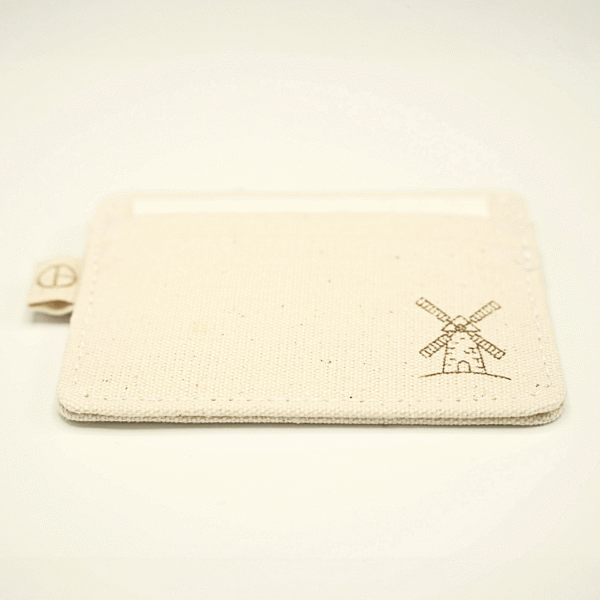 CARDHEIR Windmill Edition – handmade cardholder front view with laser-engraved Dutch windmill icon