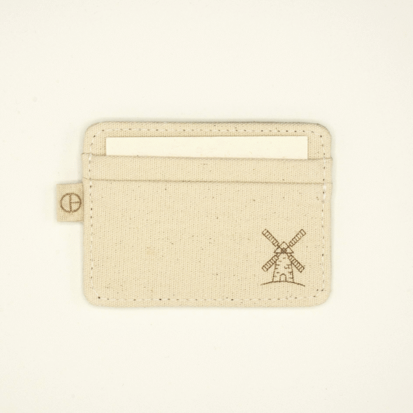 Handmade cardholder – Windmill Edition by CARDHEIR – front view with engraved Dutch windmill icon